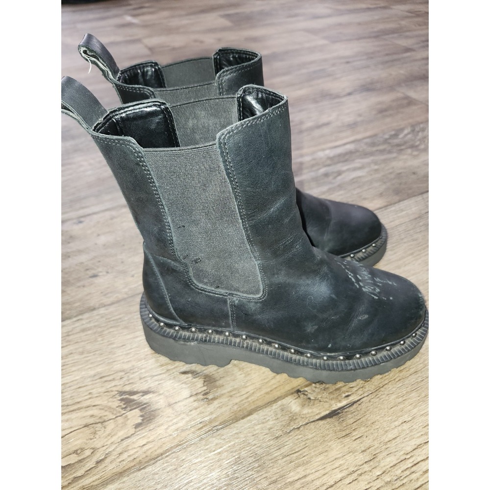 Vince Camuto Meendey Boots Womens 7.5 Black Leather Platform Studded Chelsea Lug